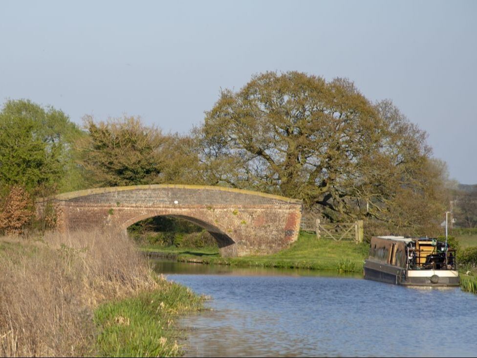 English canal bridge