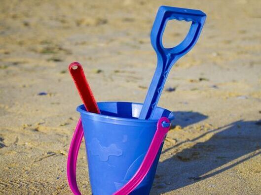 seaside bucket & spade