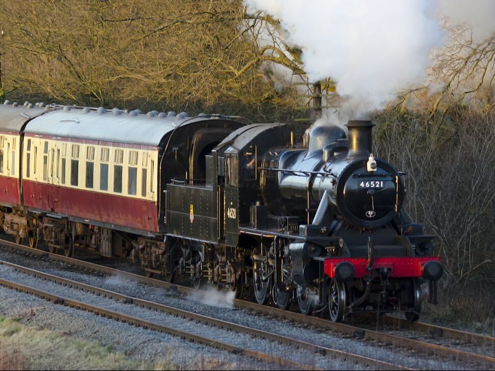 Steam engine at Kinchley curve