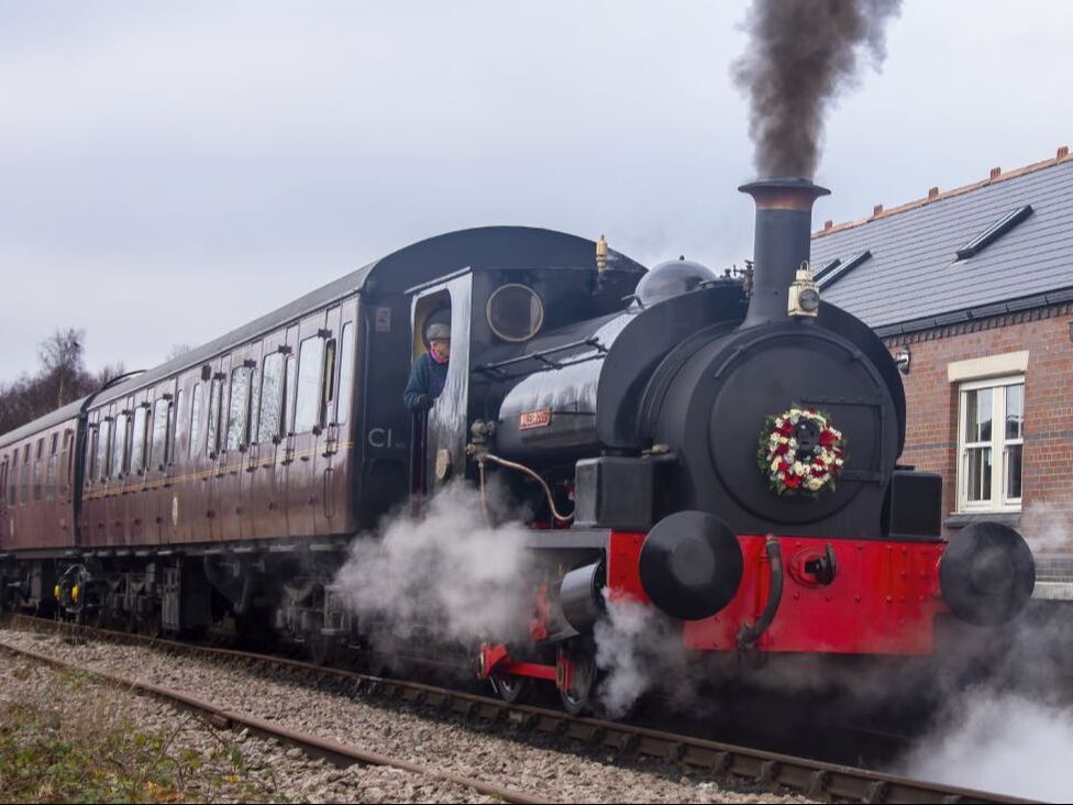 Waleswood, steam train, railway